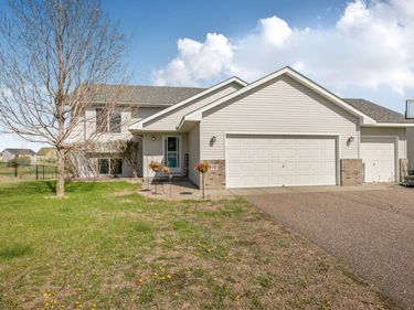 970 Isabella Avenue , Clearwater, MN 55320