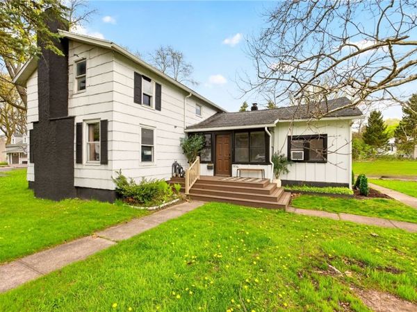 1936 Penfield Road , Penfield, NY 14526