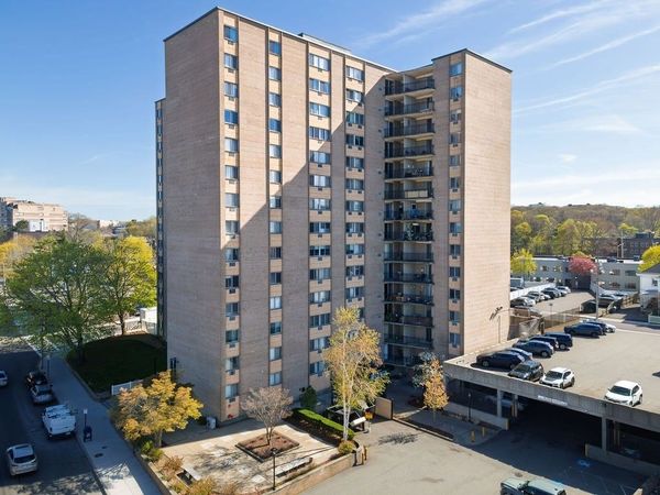 1025 Hancock St, Unit 12D, Quincy, MA 02169