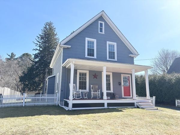 9 Ray Ave, Bellingham, MA 02019