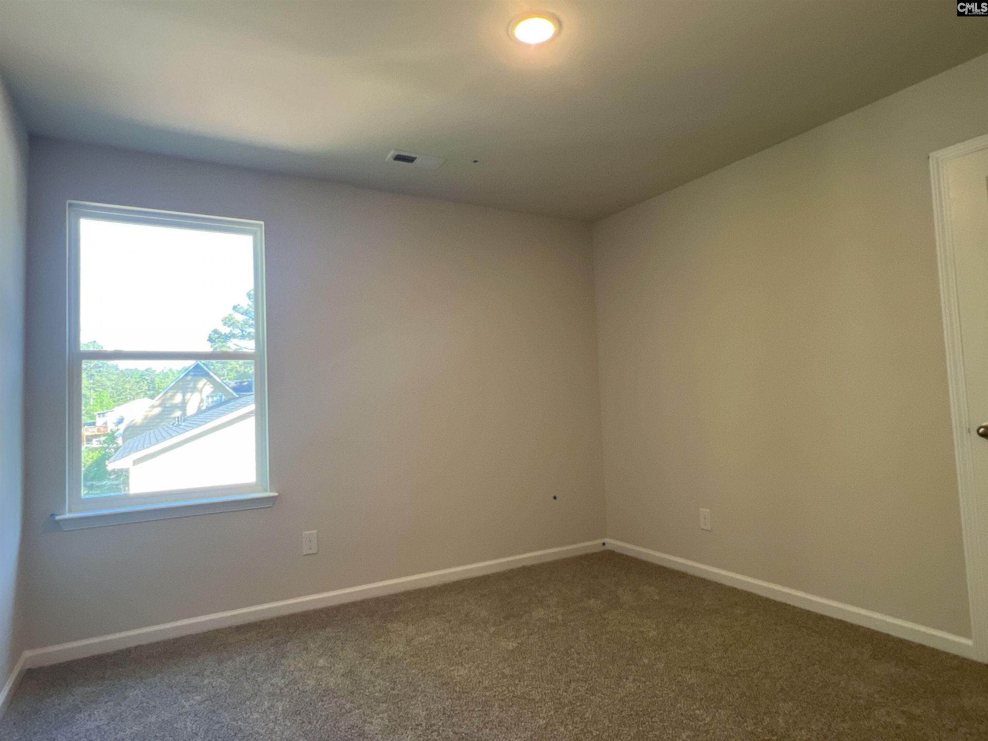 1021 Rockymount Road  Photo 10