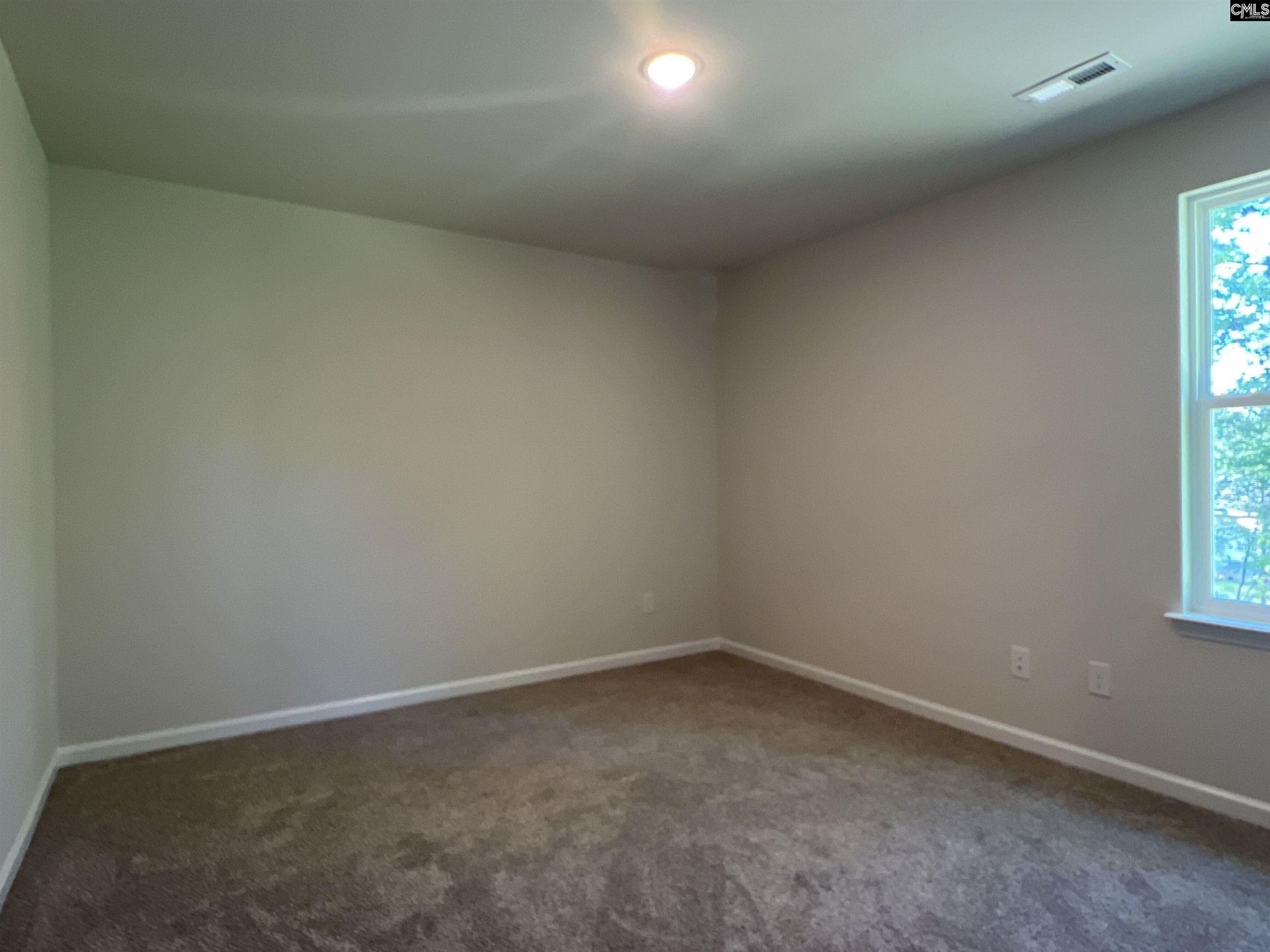 1021 Rockymount Road  Photo 7