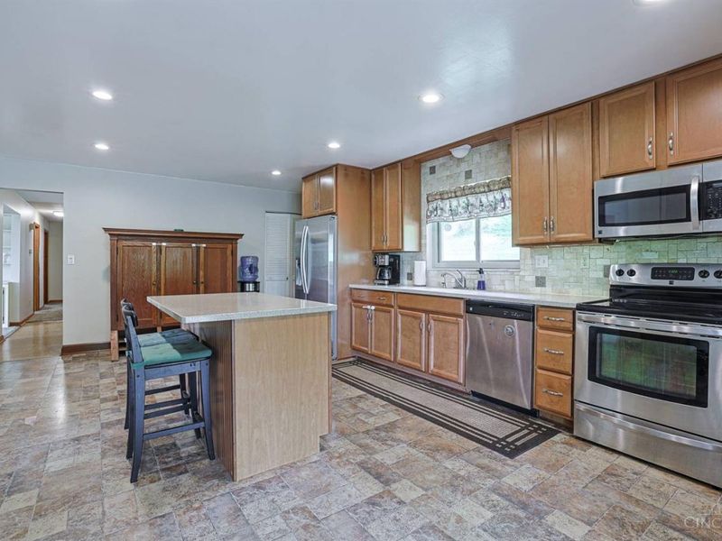 7528 E Miami River Road, Colerain Township, OH 45247 Photo 15