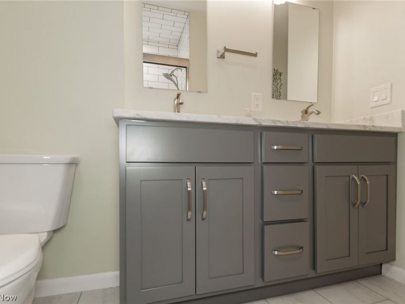 1342 Beaconfield Road , Lyndhurst, OH 44124 Photo 18