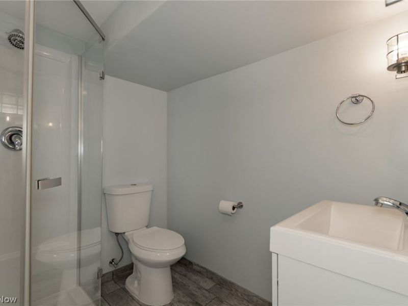 1342 Beaconfield Road , Lyndhurst, OH 44124 Photo 32