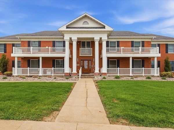 3580 Pennsylvania Avenue, Unit 2, Dubuque, IA 52002