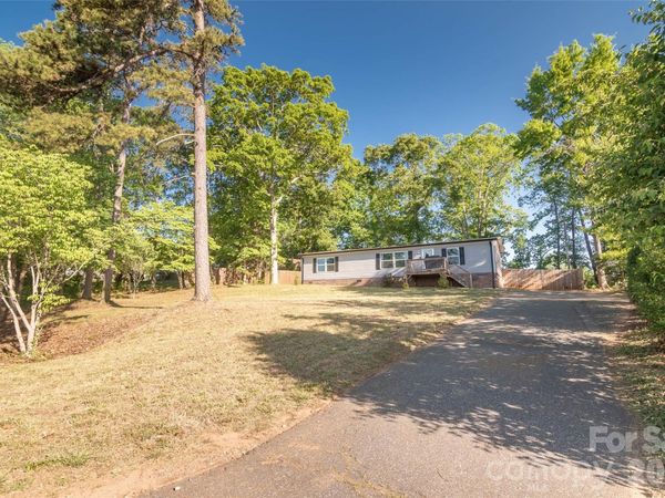 3973 Berry Creek Circle, Granite Falls, NC 28630