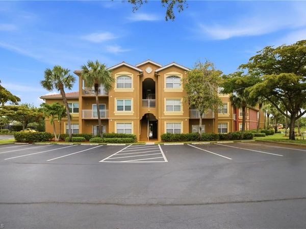 15605 Ocean Walk CIR, Unit 113, FORT MYERS, FL 33908