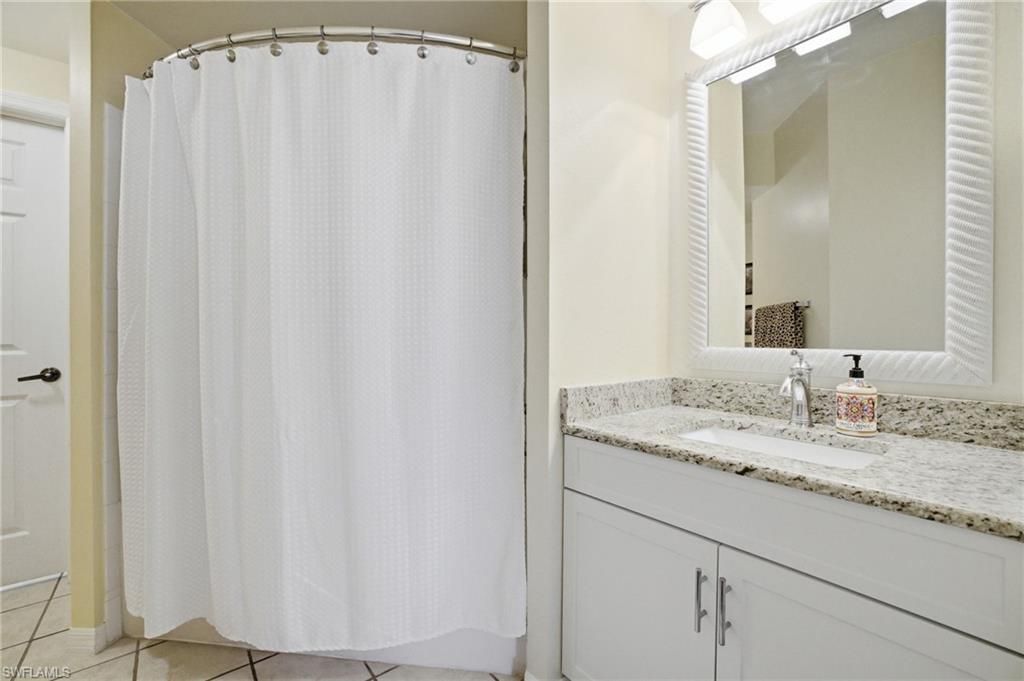 15605 Ocean Walk Cir, Unit 113, Fort Myers, FL 33908 Photo