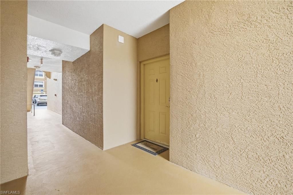 15605 Ocean Walk Cir, Unit 113, Fort Myers, FL 33908 Photo