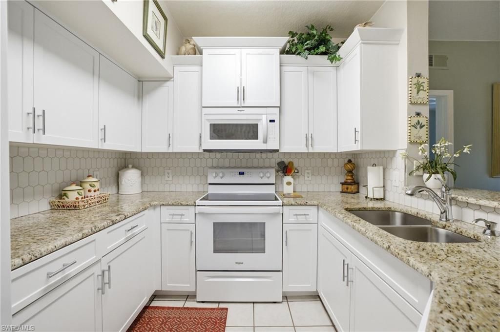 15605 Ocean Walk Cir, Unit 113, Fort Myers, FL 33908 Photo