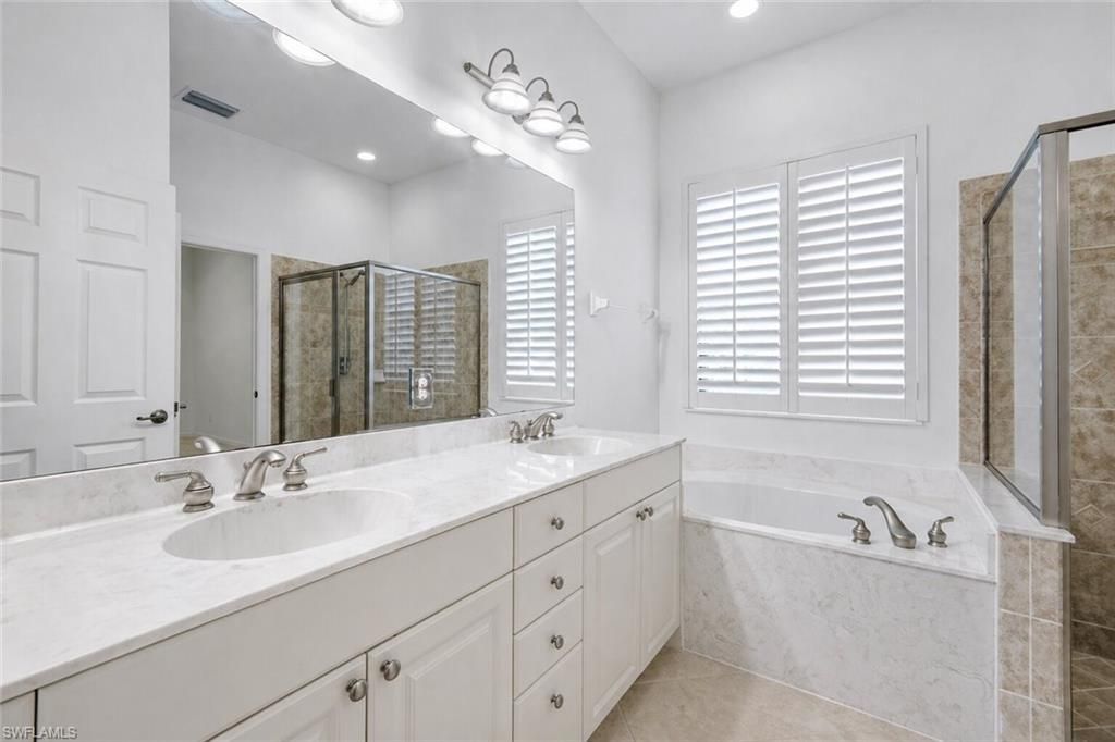 15501 Cadiz Ln , Naples, FL 34110 Photo