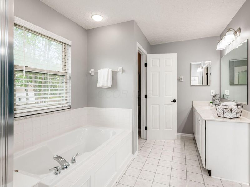 1128 Tidewater Court, Westerville, OH 43082 Photo 24
