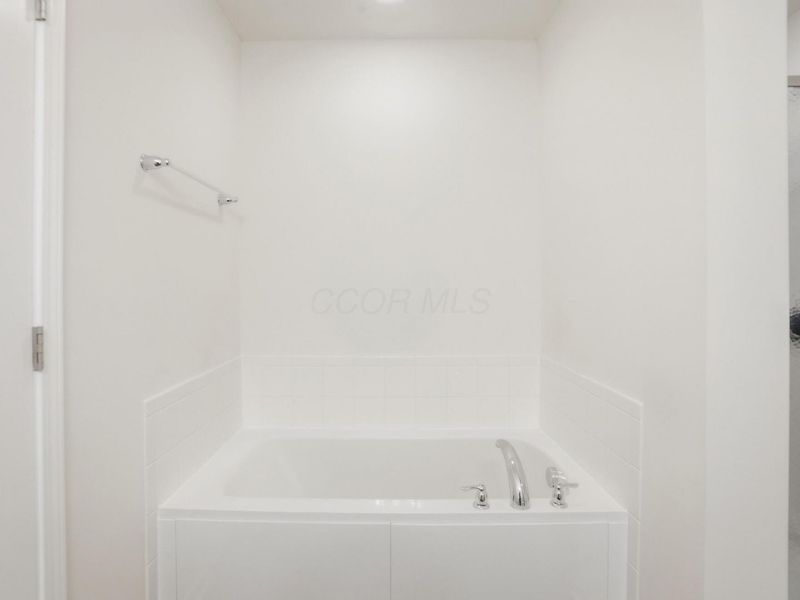 677 Clymer Street , Delaware, OH 43015 Photo 32