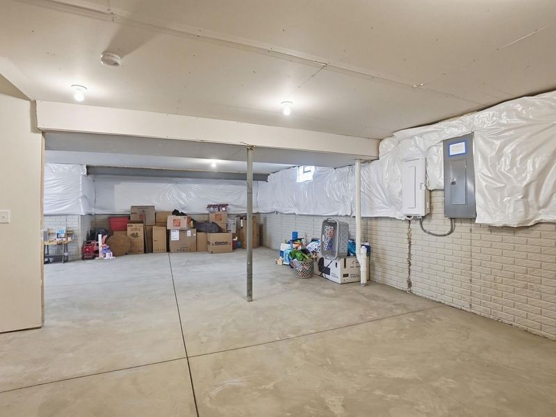 677 Clymer Street , Delaware, OH 43015 Photo 48