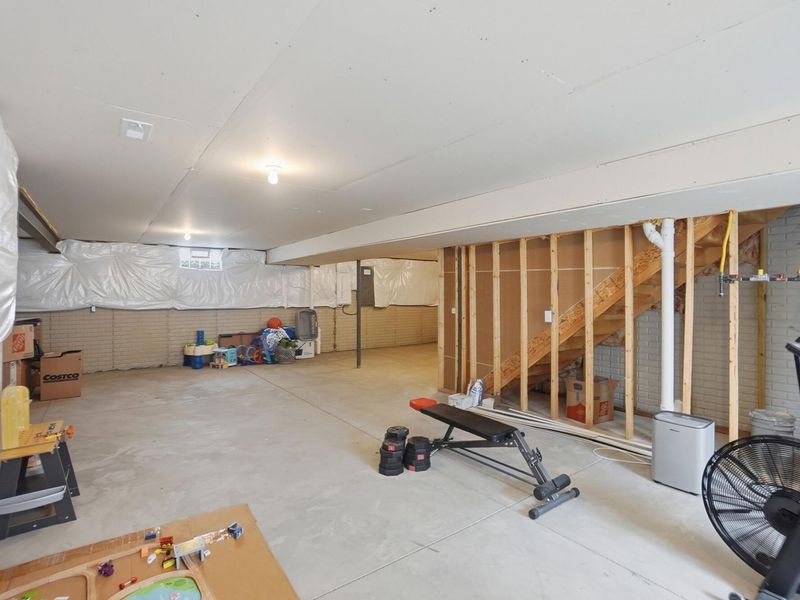 677 Clymer Street , Delaware, OH 43015 Photo 52