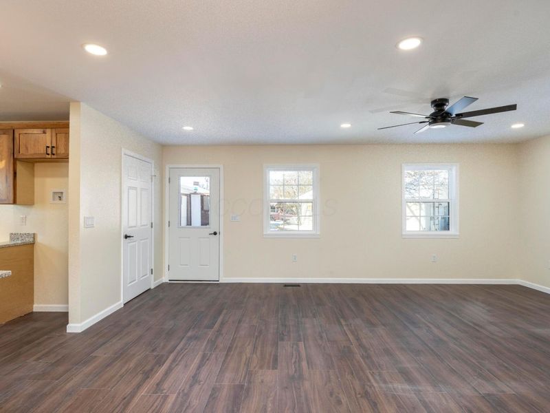 6631 Fascination Way , Hillsboro, OH 45133 Photo 9