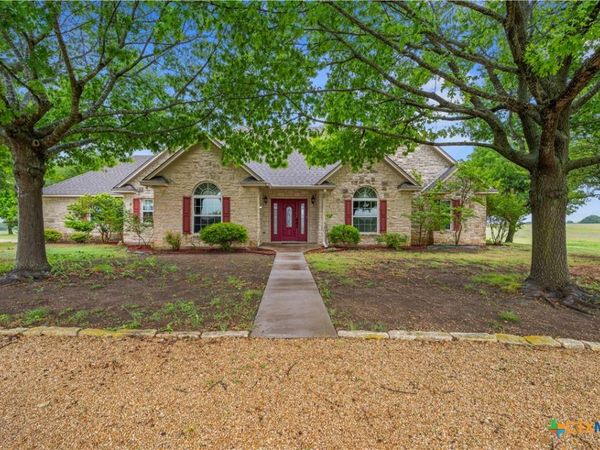 550 Dowell Road , Moody, TX 76557