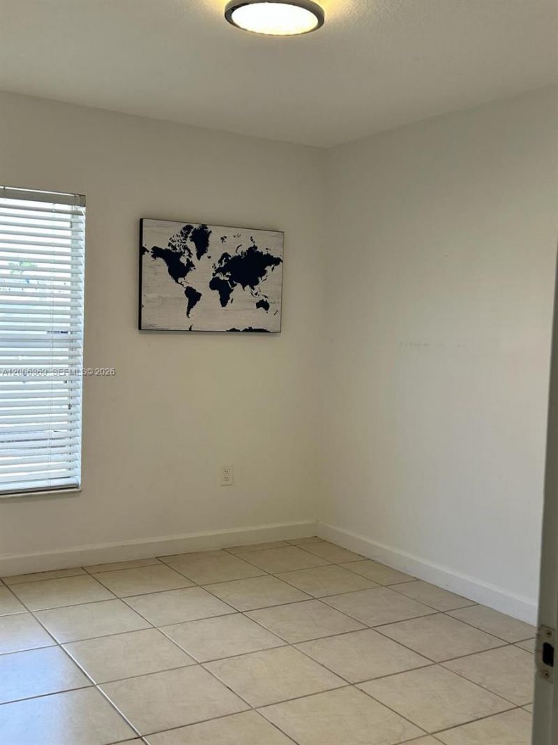 820 NW 132 Ct , Miami, FL 33182 Photo