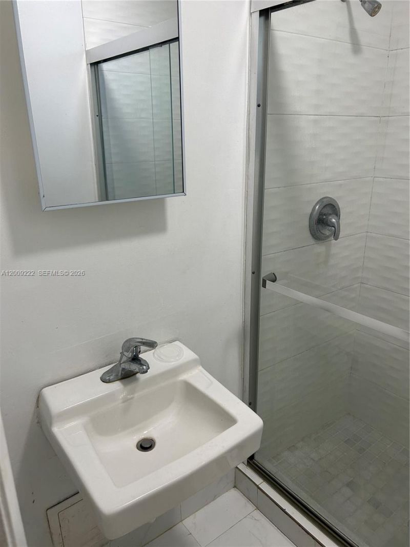 1615 Pennsylvania Ave , Unit 9, Miami Beach, FL 33139 Photo