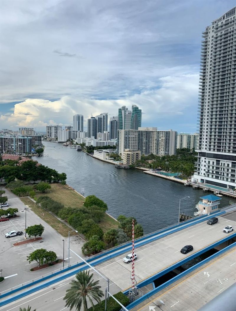 2602 E Hallandale Beach Blvd, Unit R1708, Hallandale Beach, FL 33009 Photo