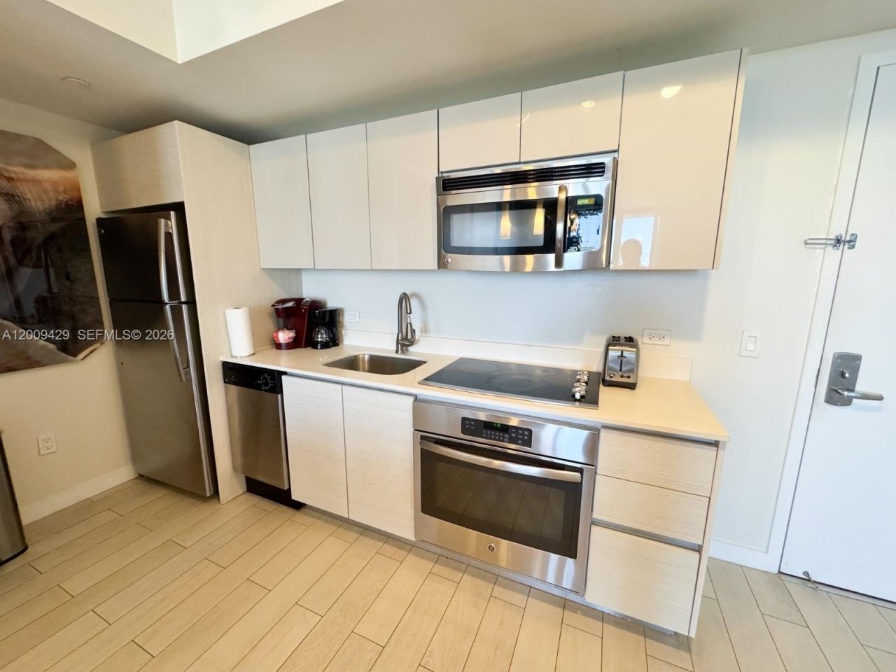 2602 E Hallandale Beach Blvd, Unit R1708, Hallandale Beach, FL 33009 Photo