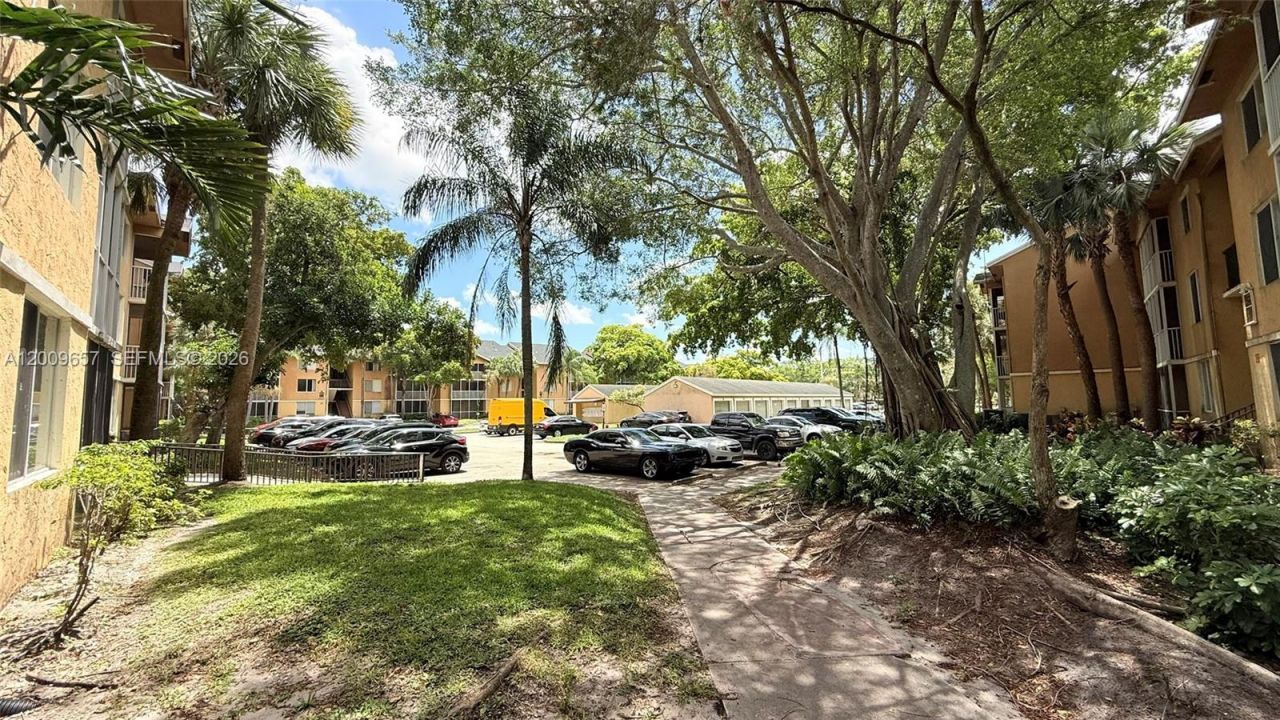 4055 W Mcnab Rd , Unit H206, Pompano Beach, FL 33069 Photo