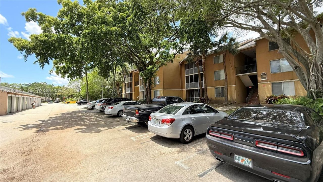 4055 W Mcnab Rd , Unit H206, Pompano Beach, FL 33069 Photo