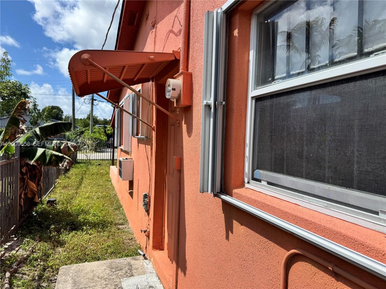 285 NE 165th St, Miami, FL 33162 Photo