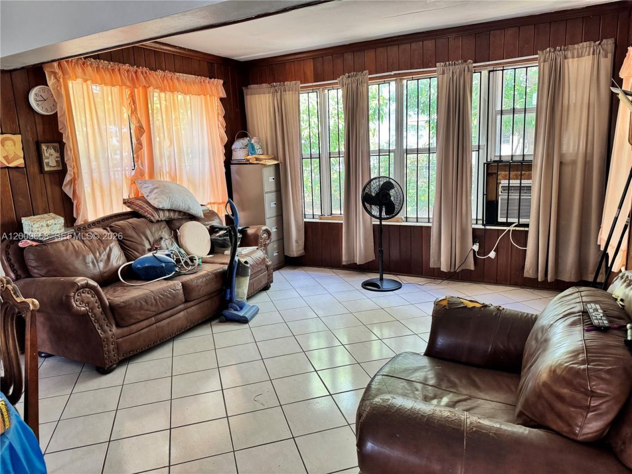 285 NE 165th St, Miami, FL 33162 Photo