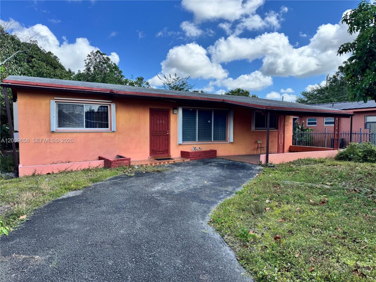 285 NE 165th St, Miami, FL 33162 Photo