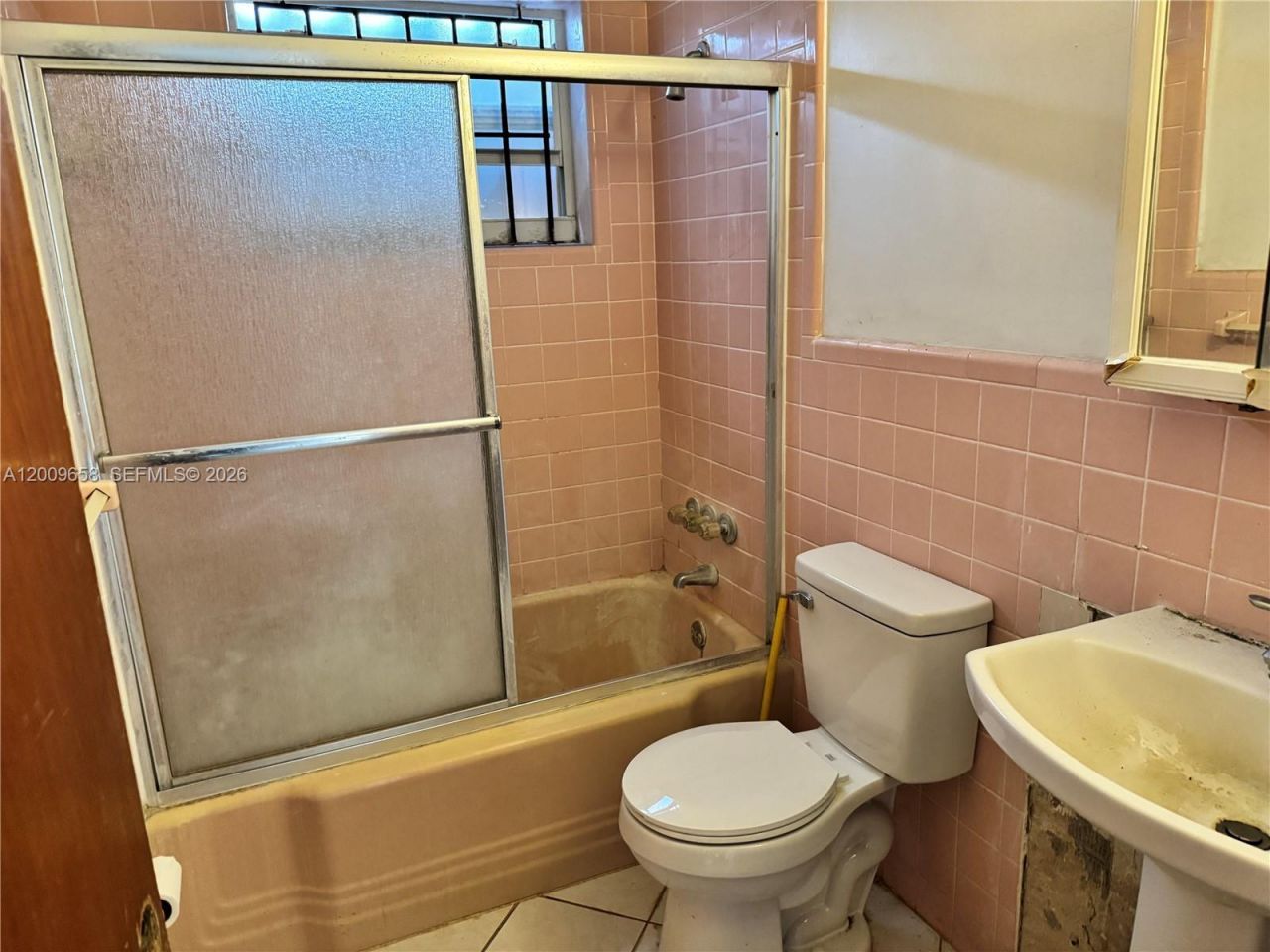 285 NE 165th St, Miami, FL 33162 Photo