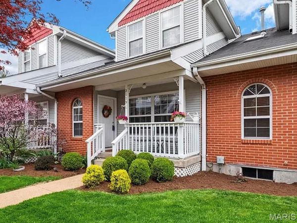 3119 Park Hampton Court, St Louis, MO 63139