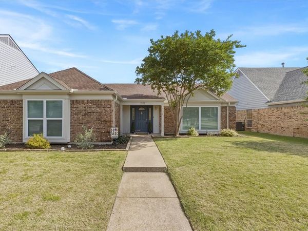 2110 Lansdown Drive, Carrollton, TX 75010