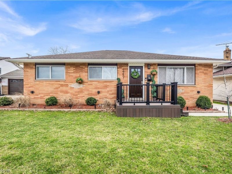 19401 Kilson Avenue , Cleveland, OH 44135 Photo 1