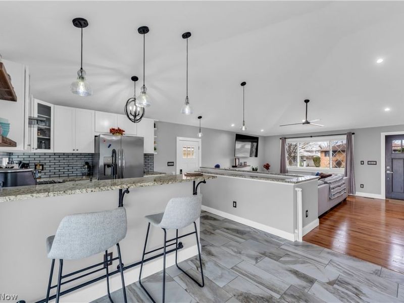 19401 Kilson Avenue , Cleveland, OH 44135 Photo 7