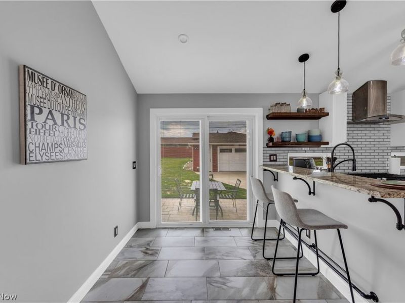 19401 Kilson Avenue , Cleveland, OH 44135 Photo 8