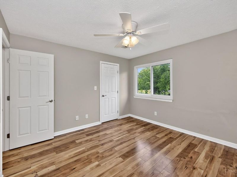5986 Meadowcreek Drive, Unit 6, Miami Twp, OH 45150 Photo 11