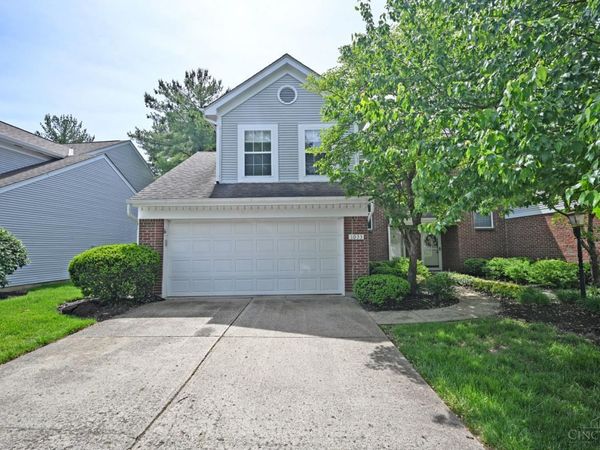 1033 Wittshire Circle, Cincinnati, OH 45255