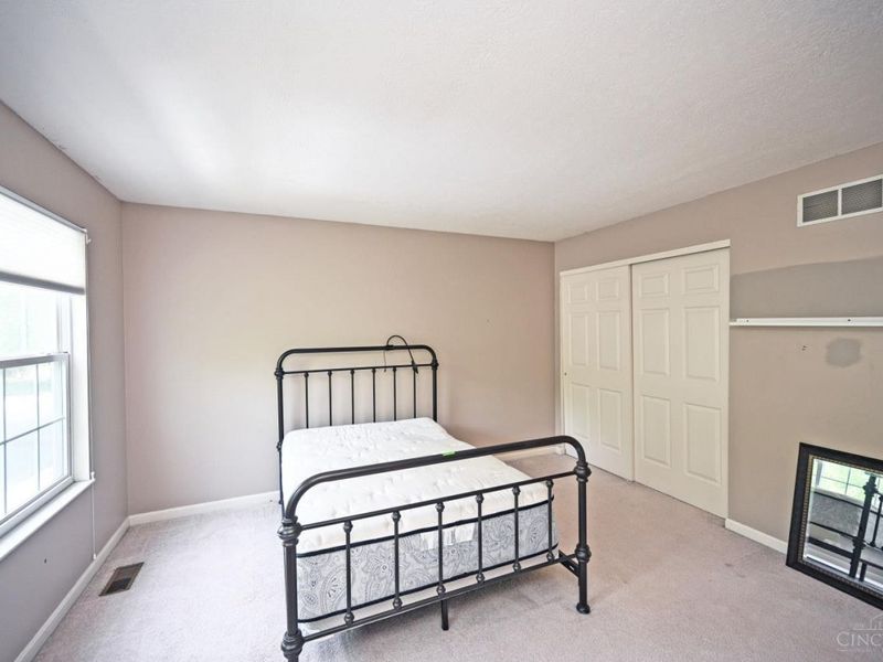 1033 Wittshire Circle, Cincinnati, OH 45255 Photo 30