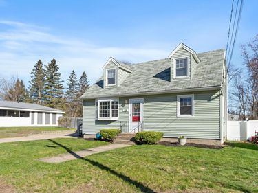 78 Norcross Street, Manchester, NH 03109