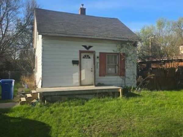 28658 Glenwood Street, Inkster, MI 48141