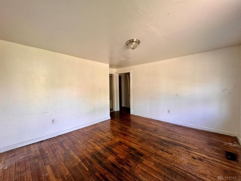 2239 Esmeralda Avenue, Dayton, OH 45406 Photo 5