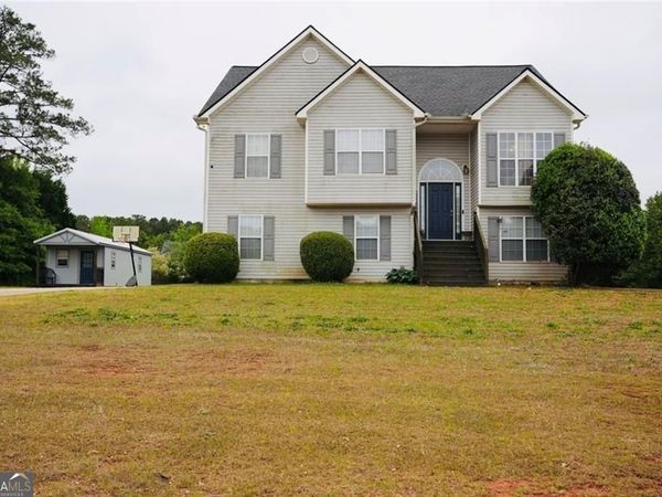 220 Courtlyn Way, Mcdonough, GA 30252