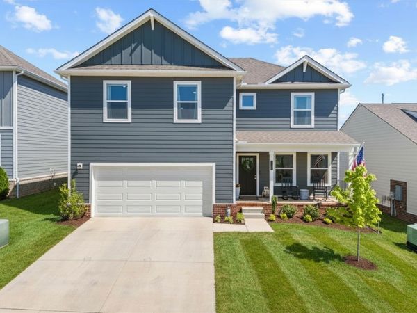 613 Cedar Brook Dr , White House, TN 37188