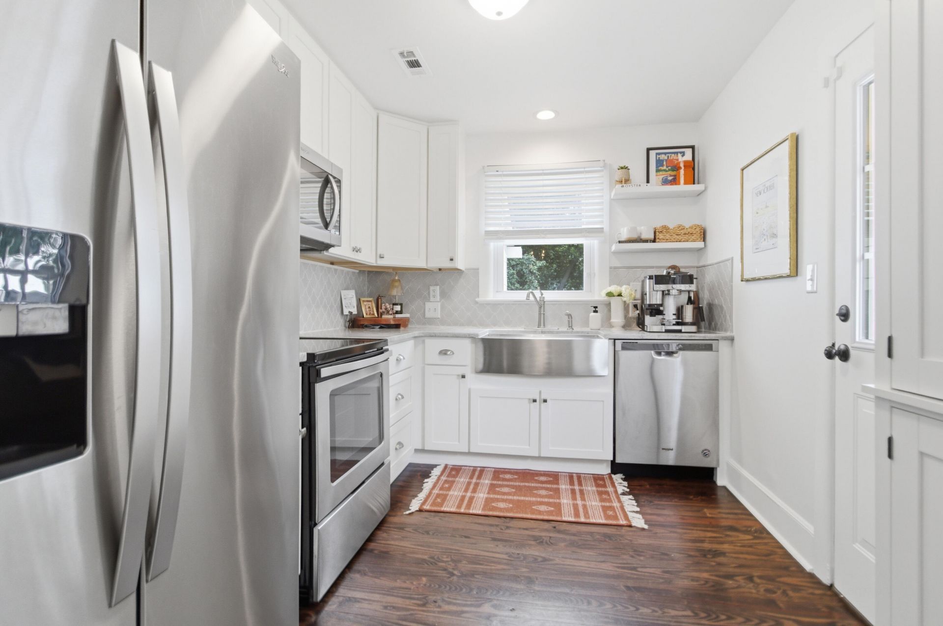 5086 Chateau Avenue Photo 16