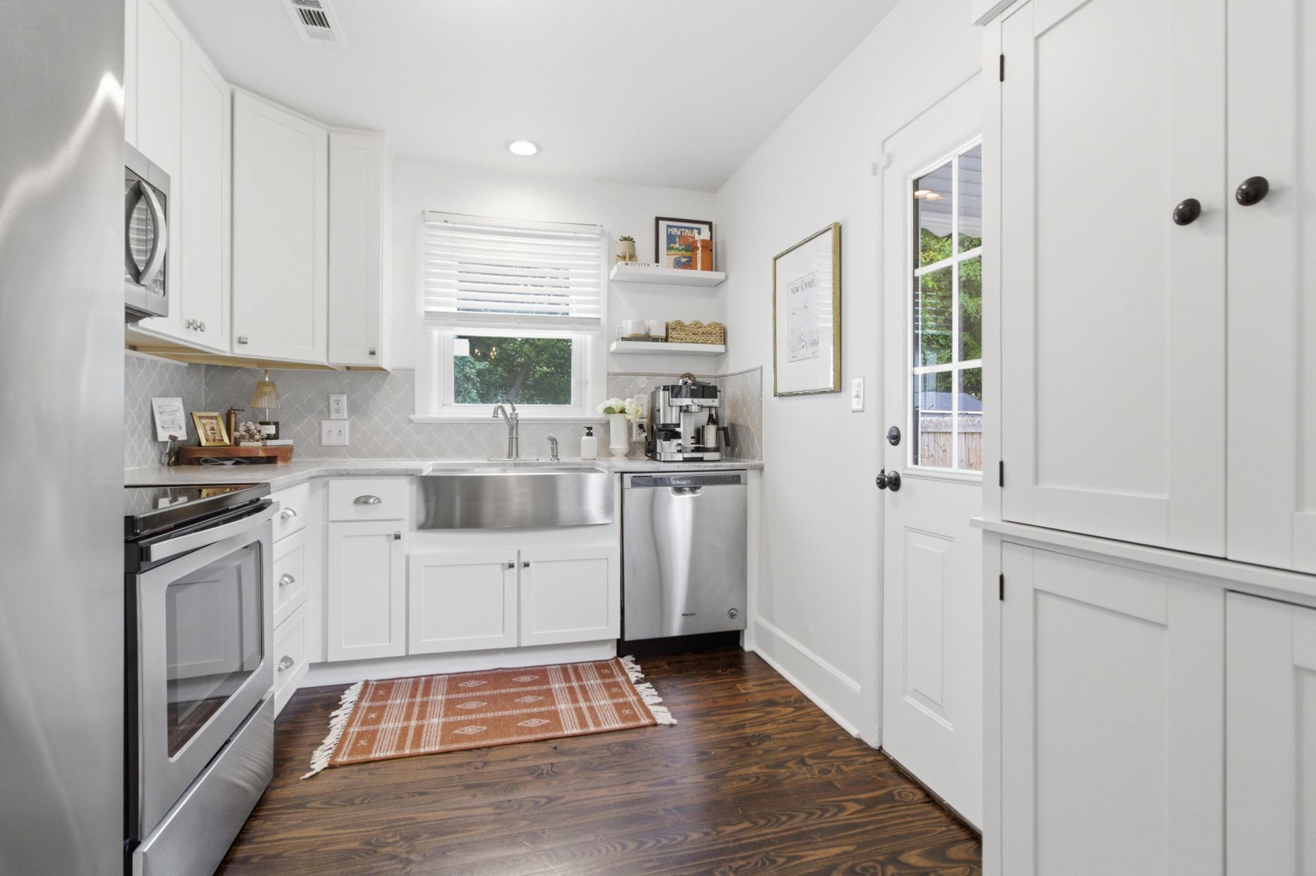 5086 Chateau Avenue Photo 17