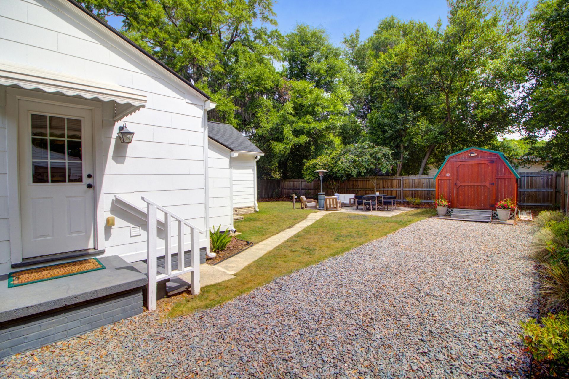 5086 Chateau Avenue Photo 36