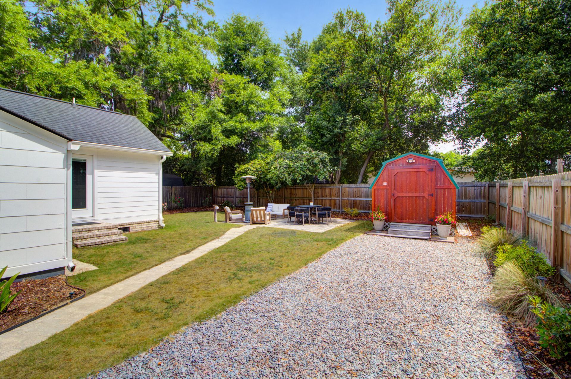 5086 Chateau Avenue Photo 37