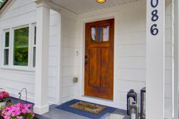 5086 Chateau Avenue photo 4